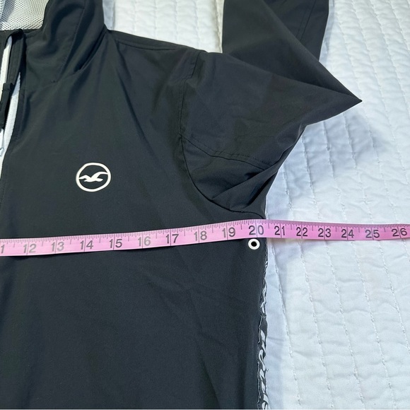 Hollister Zip-Up Windbreaker Black and White Jacket With Pockets - Picture 4 of 15